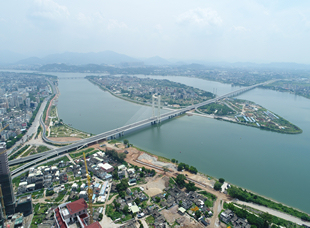 黑龍江省建投集團(tuán)承建，魯班獎工程廣東潮州大橋。