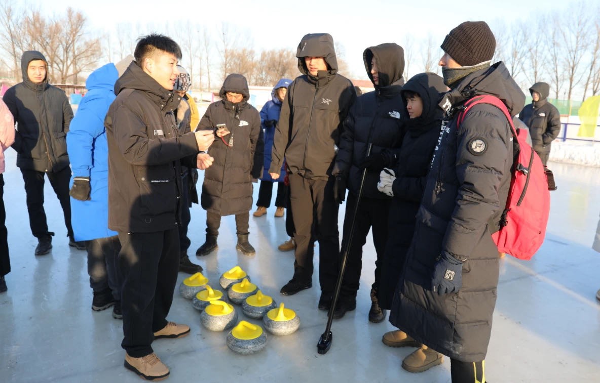 雞西市舉辦第二屆冬季運動會冰壺項目培訓班