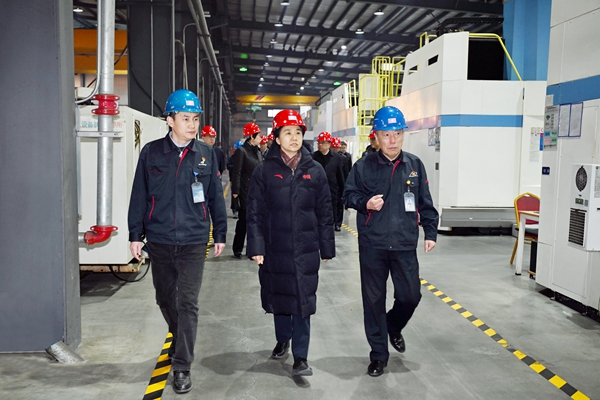 梁惠玲考察哈爾濱安宇迪航空工業(yè)有限公司升級建設項目