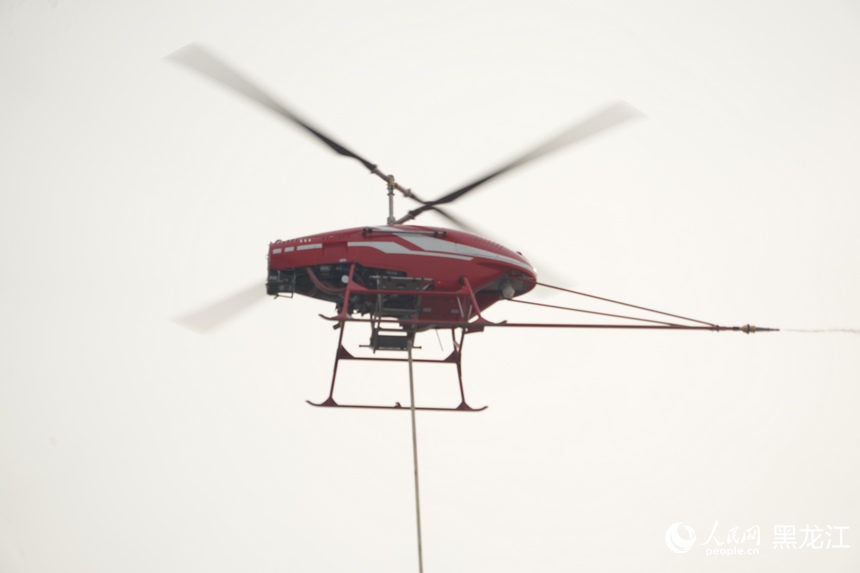 黑龍江低空經(jīng)濟按下“快進鍵” Q100農(nóng)業(yè)植保無人機下線